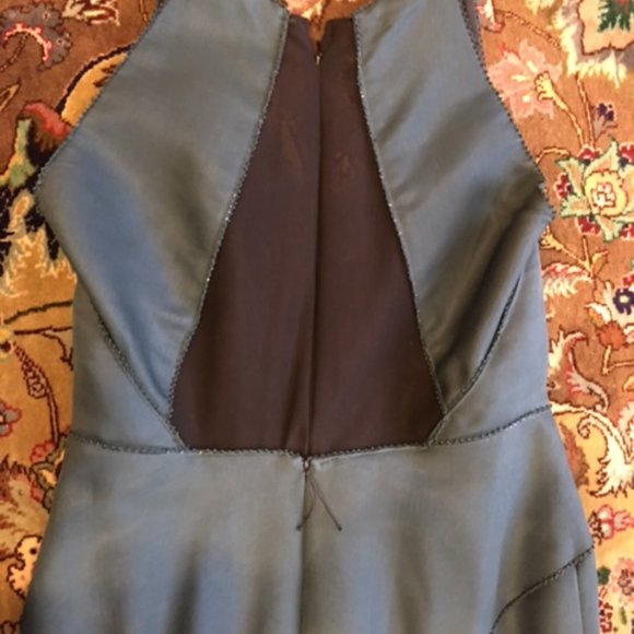 J Mendel Green Trumpet Evening Dress Gown Beads Sheer Seams Train Sz 10 Nice - Picture 5 of 11